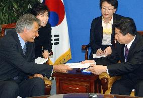 French foreign minister meets S. Korea's President-elect Roh